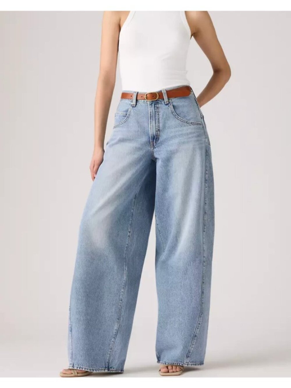 New Levi's Premium 32x30 Super Baggy Barrel Women's Jeans Table Talk Medium Wash